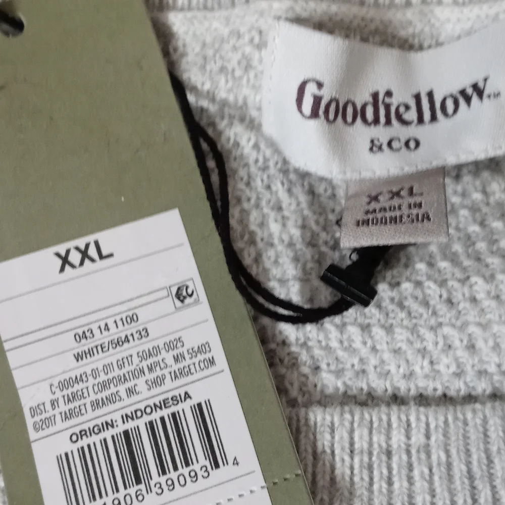 Mens XXL Henley top. - Picture 6 of 9